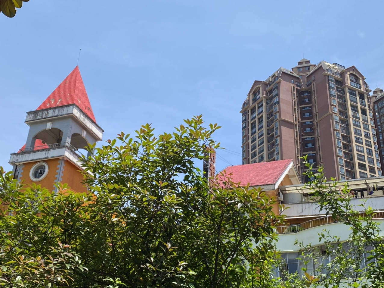 front1_0_FoFm6R0J2ZHeo8MqldF8AHhMcz74.1619758913.jpg