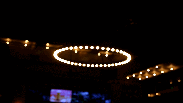 112001zpwxkusurbb9h9ss.gif