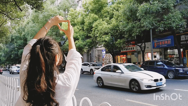 145105av70q76auu7nhnmk.gif